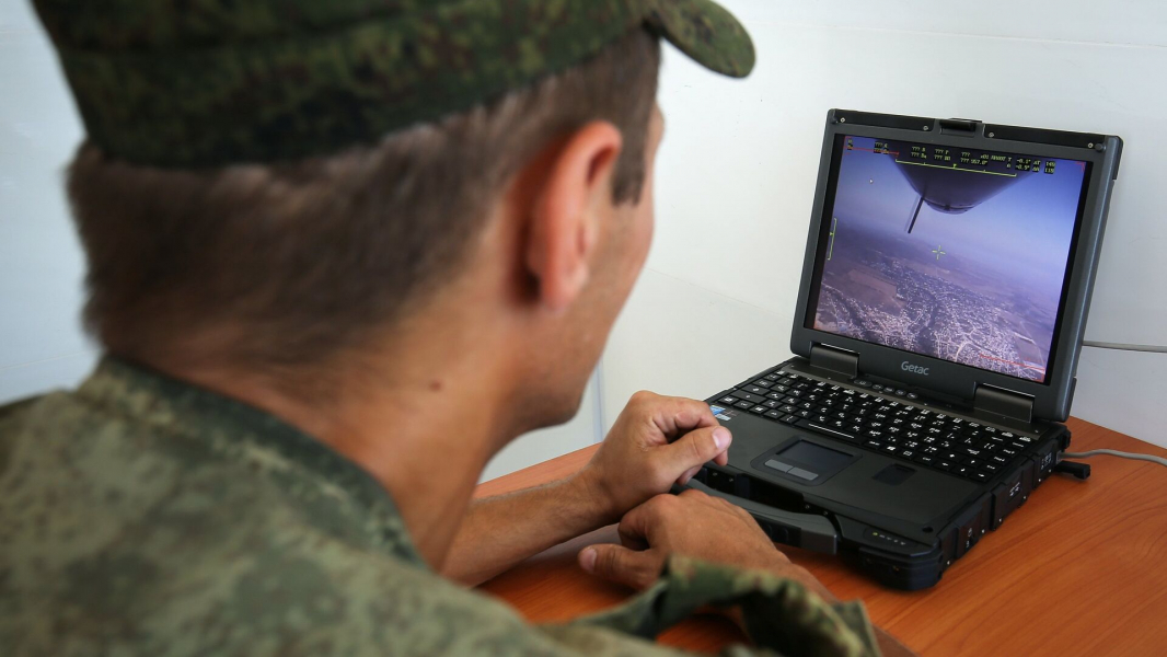 Инструктор школы БПЛА: безопасно таранить дроны врага можно при помощи гвоздей Инструктор школы БПЛА: безопасно таранить дроны врага можно при помощи гвоздей