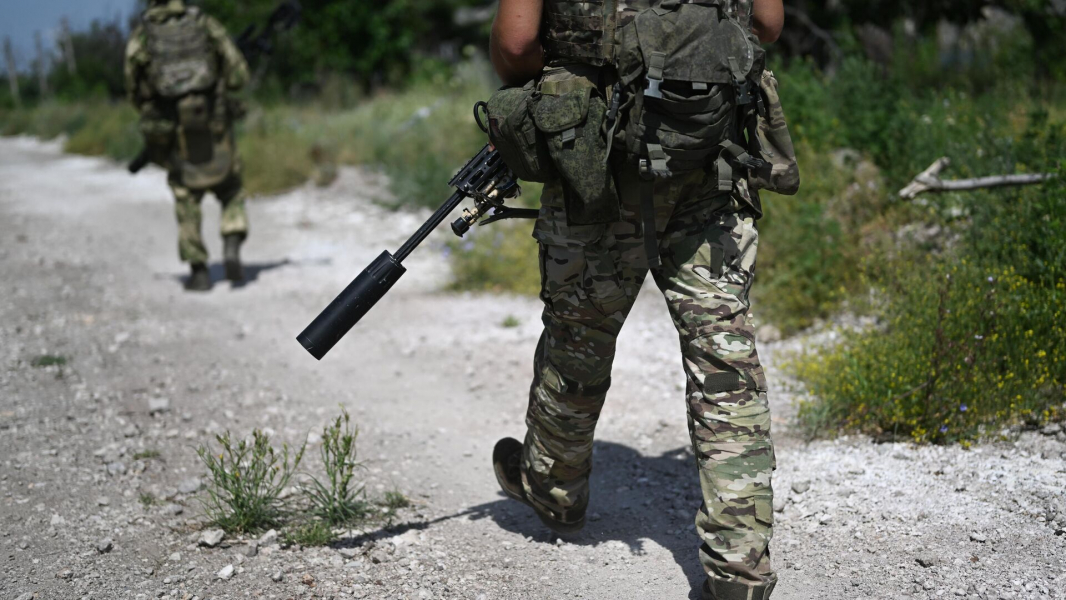 Морпехи на трофейном "Козаке" в упор расстреляли позиции ВСУ в Снагости Морпехи на трофейном "Козаке" в упор расстреляли позиции ВСУ в Снагости