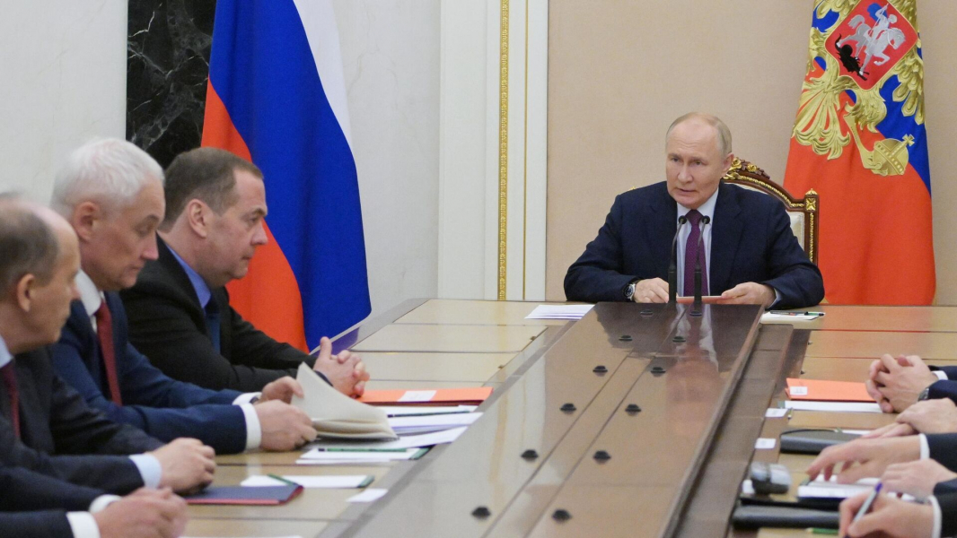 Путин: уточнения в области ядерного сдерживания соразмерны военным рискам